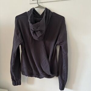 Lululemon XS Open Back Plum Hoodie Sweater